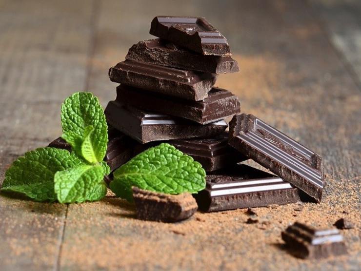 Cioccolato fondente utile per il cervello