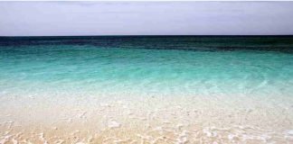 mare cristallino in Italia