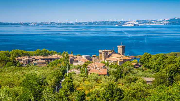 Vista sul lago di Bolsena