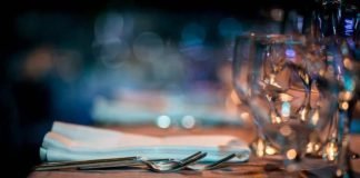 Il coperto del ristorante deve essere pagato?