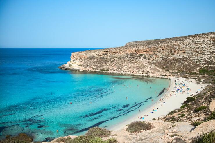 spiaggia dei conigli lampedusa