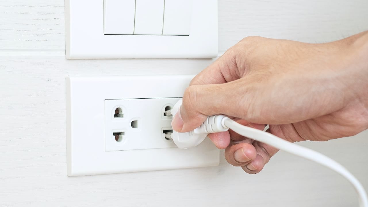 With the plug trick that saves on bills: Find out how