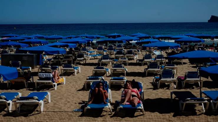 La spiaggia di Poniente