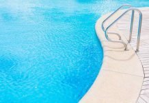 Piscina comunale batteri