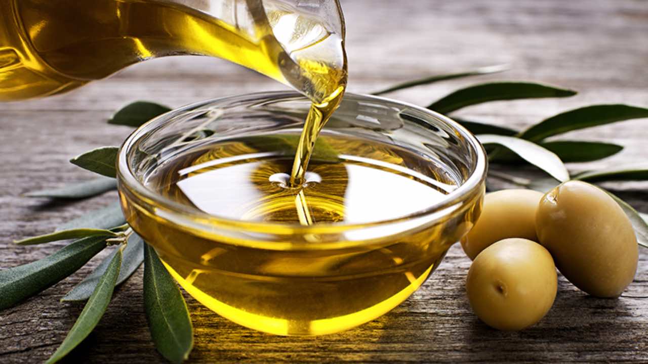 Aumento prezzi olio extravergine di oliva