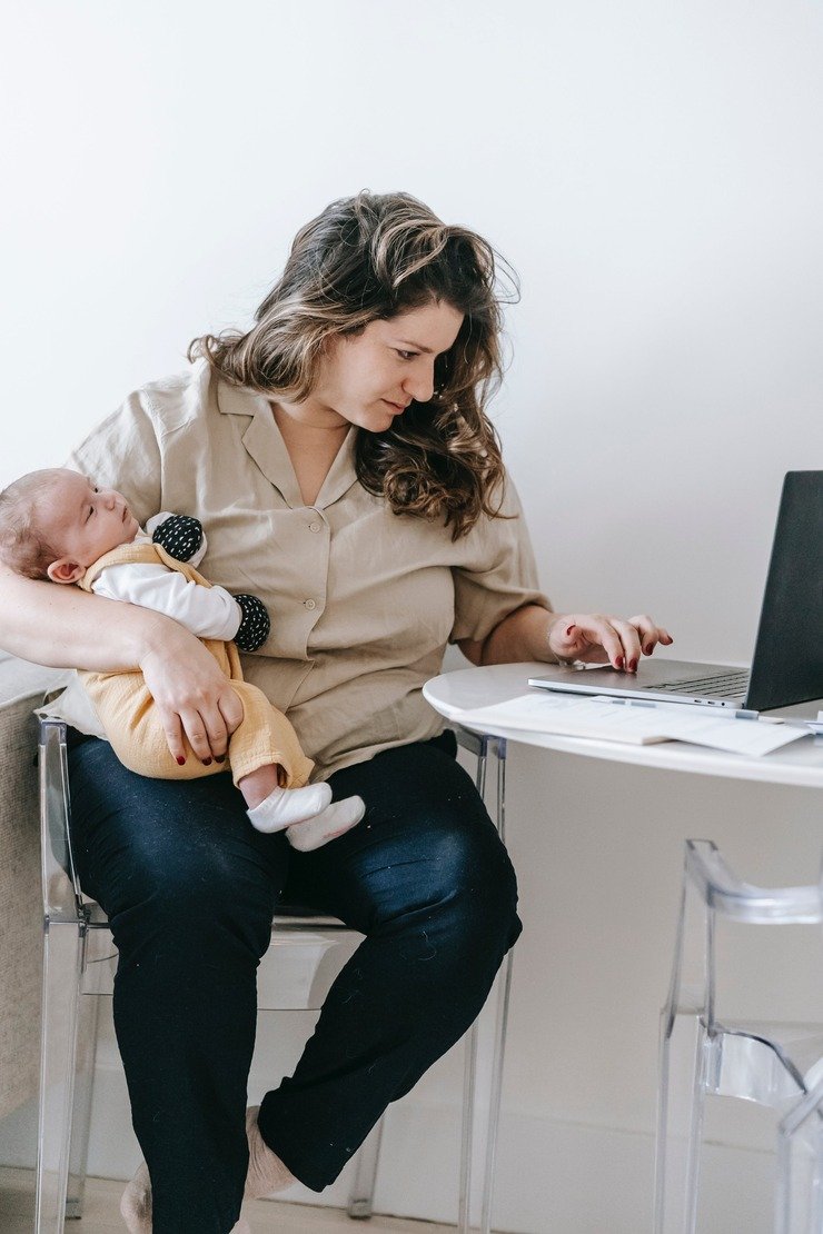 Mamma con figli a carico