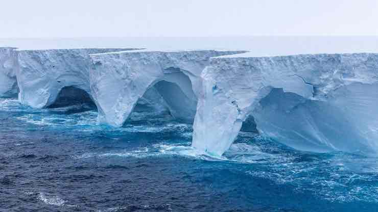 Iceberg a23a