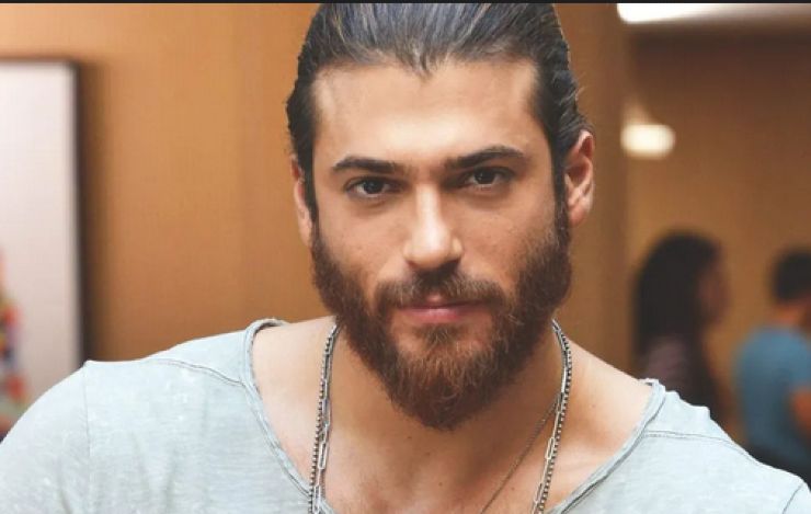 Can Yaman messaggio