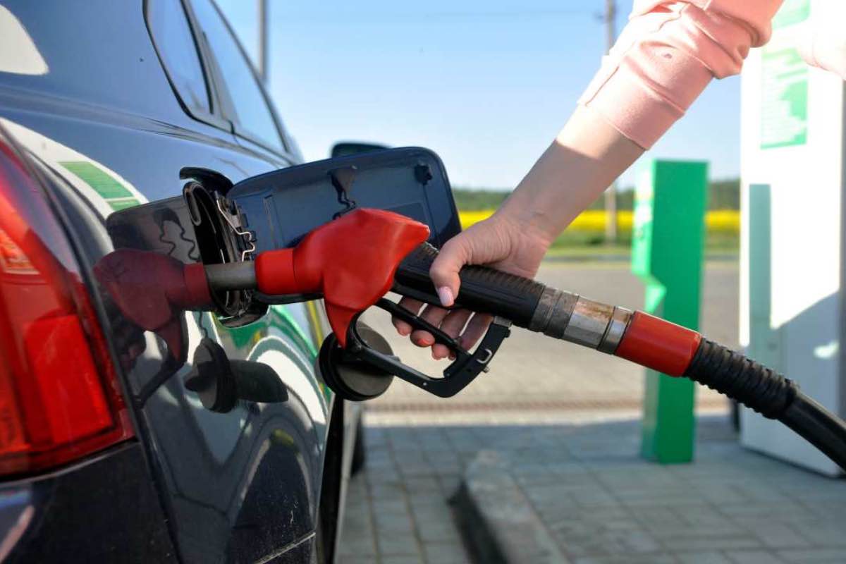 Carburante trucco per risparmiare