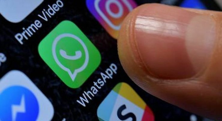 Truffa offerta di lavoro whatsapp